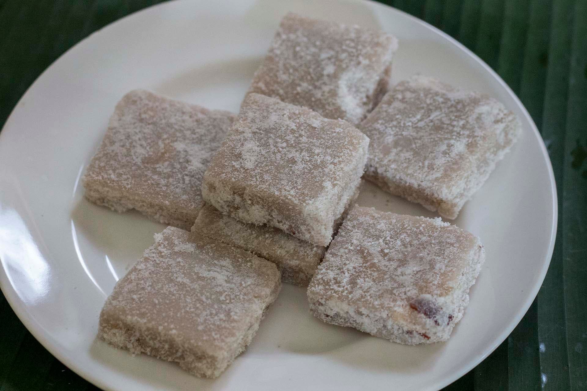 Cashew Aluwa (කජු අලුවා)